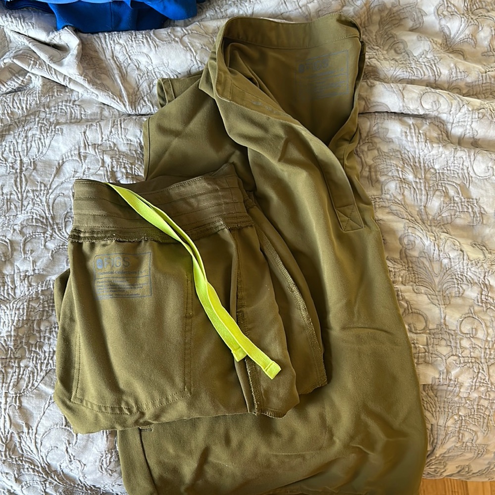 COPY - M top L bottom